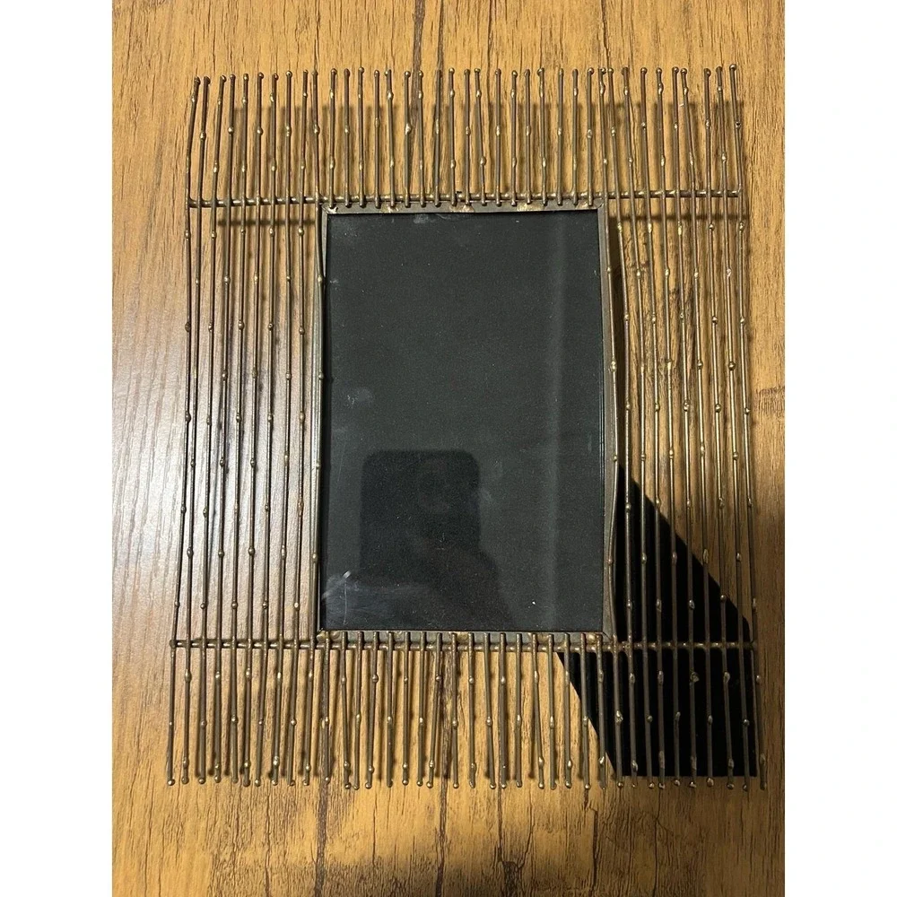 Pottery Barn Metallic Bamboo Fence Style Freestanding Picture Frame 4x6